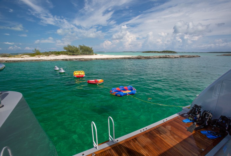 dream yacht charter hodges creek